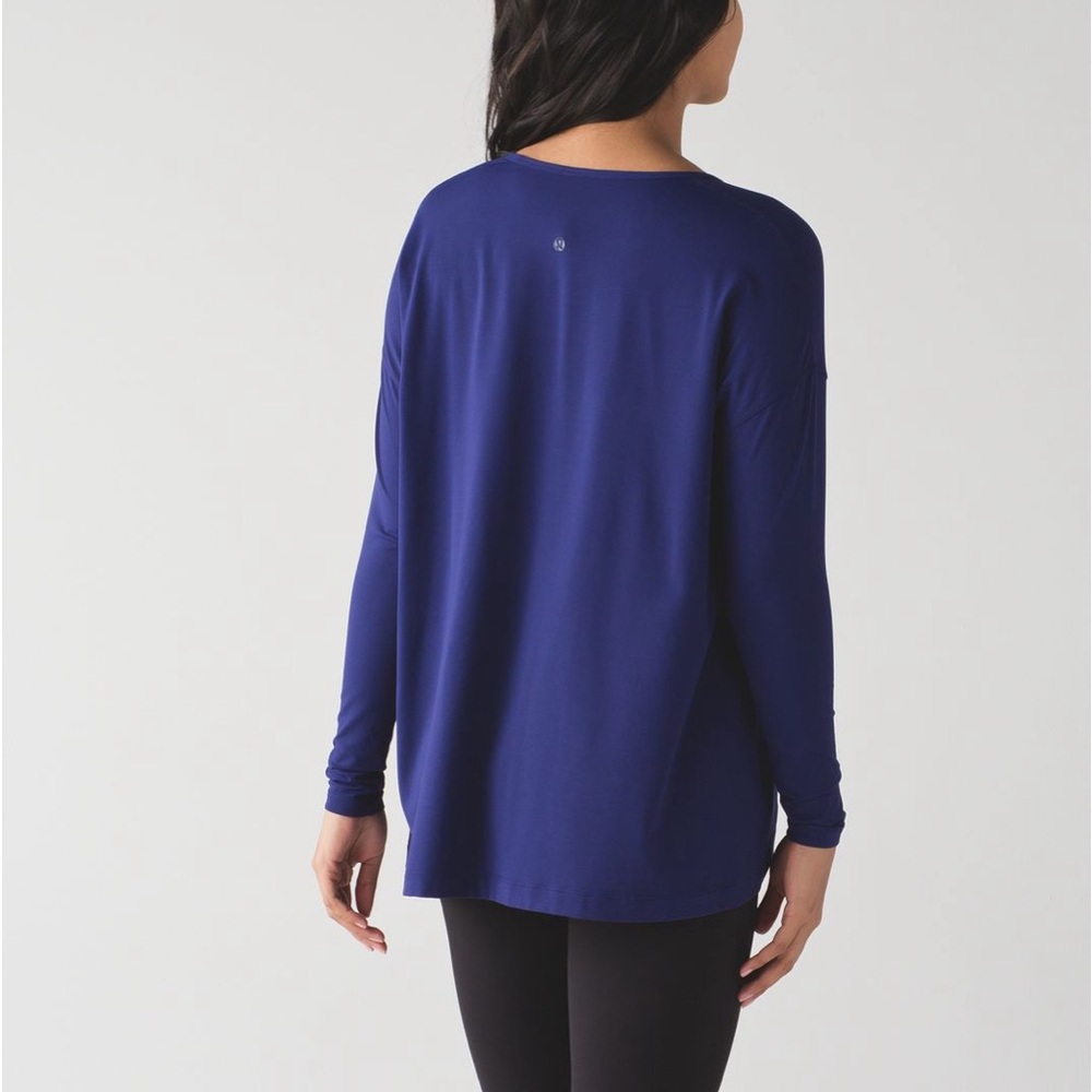 LULULEMON • Purple/Blue Long Sleeve Top • M/L •